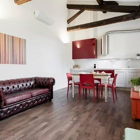 Red Appartamento Immerso Tra Le Mura Bolognesi Zewnętrze zdjęcie
